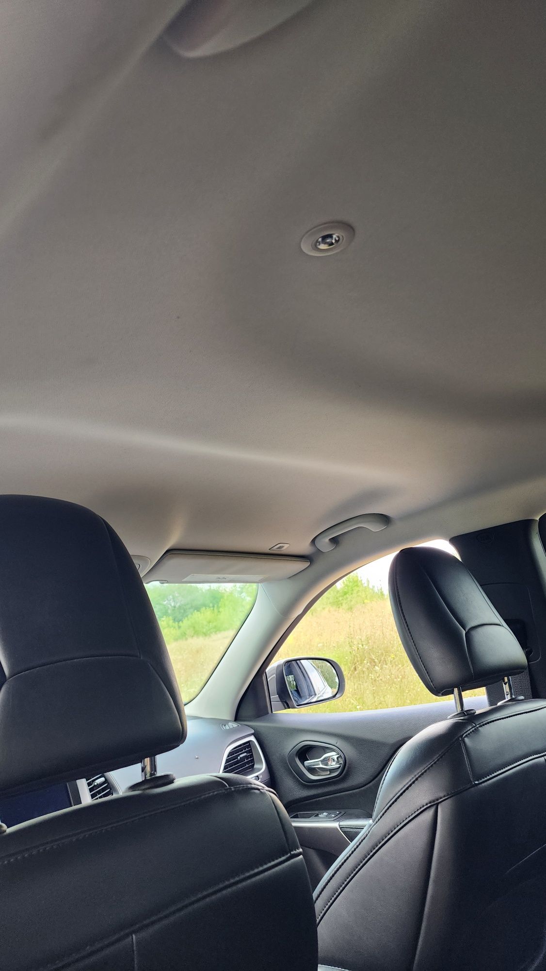 Jeep Cherokee 2019 latitude plus 3,2 4*4 gray