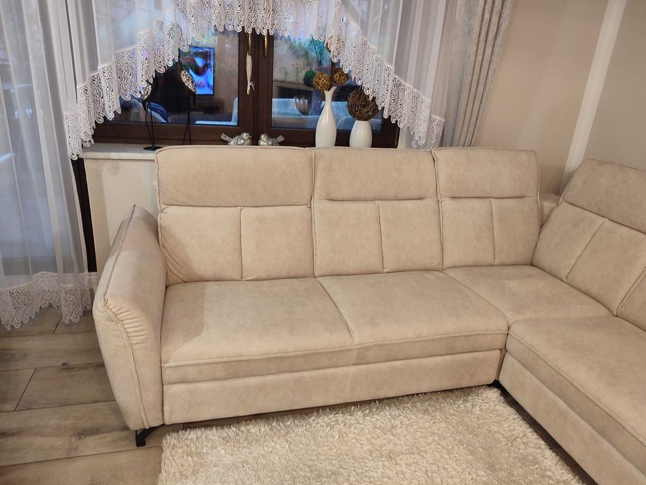 Narożnik rozkładany beżowy