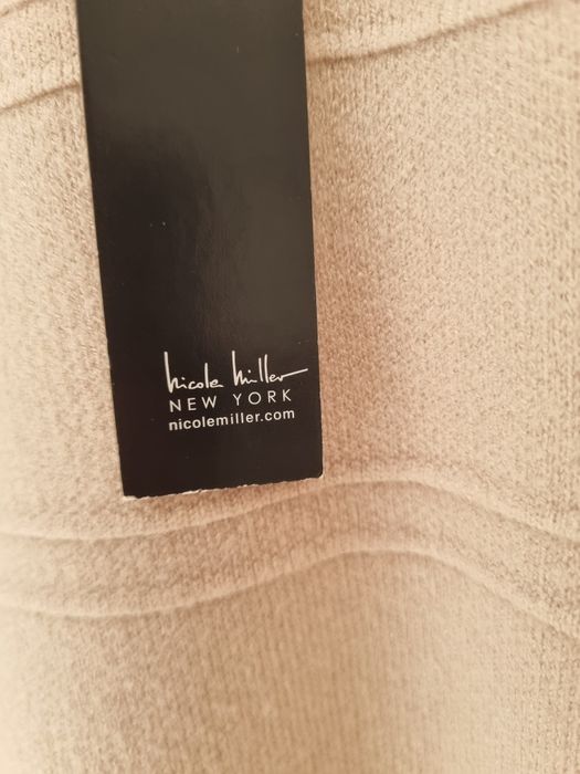 Nicole Miller damski sweter  z kapturem z USA rozm M ,nowy z metką