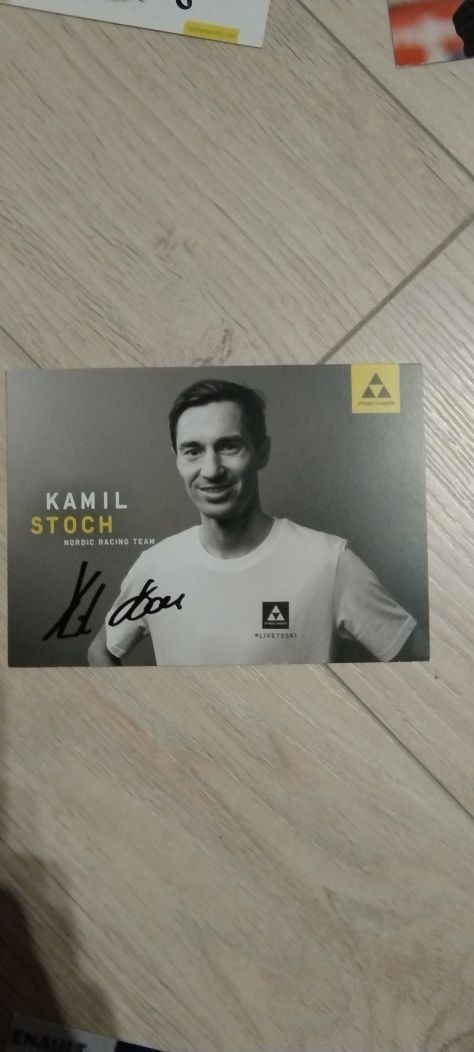 Zdjęcia z autografami polskich zawodników