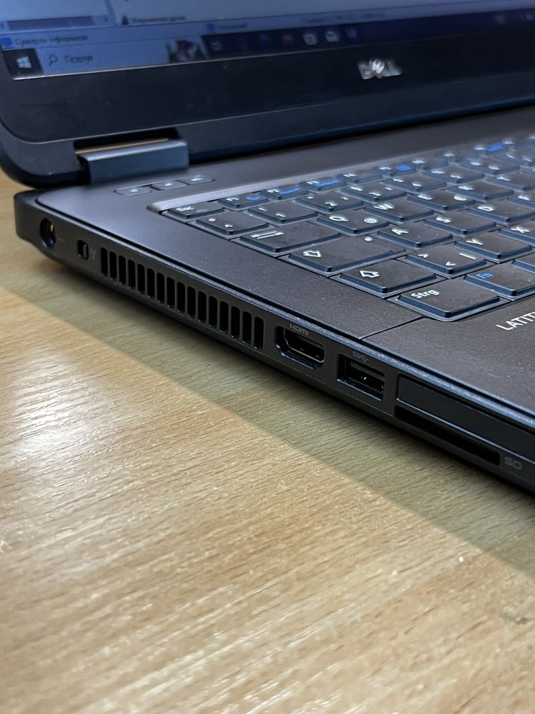 Dell Latitude E5440 i5-4310U 4 ГБ DDR3 SSD 128 ГБ 14"