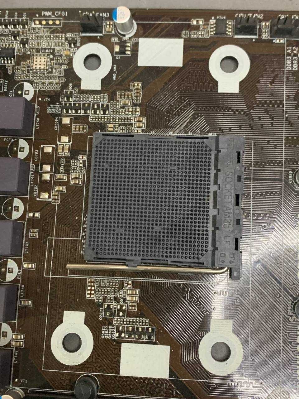 Материнська плата ASRock 970 Extreme3 LGA AM3+