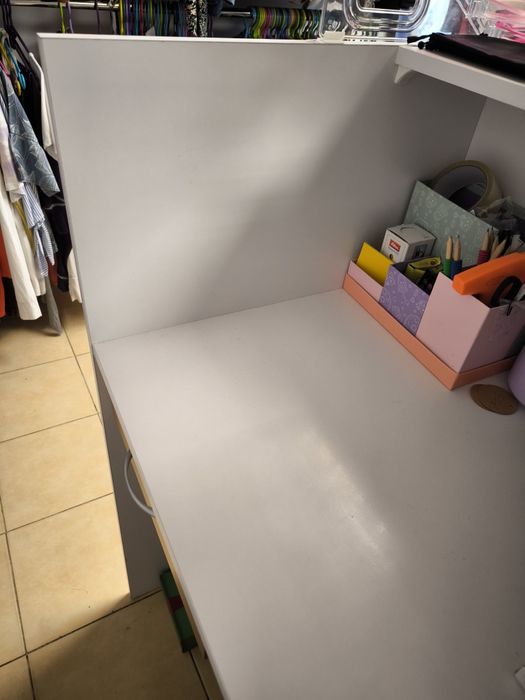 Lada recepcyjna / sklepowa