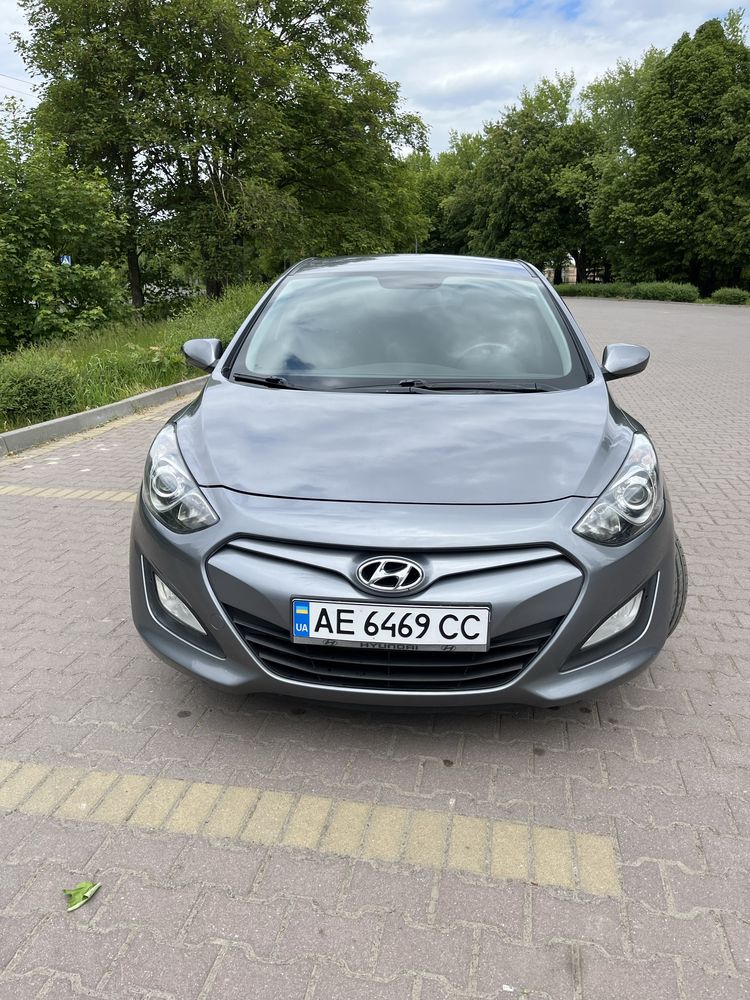 Продам автомобіль Hyundai i 30