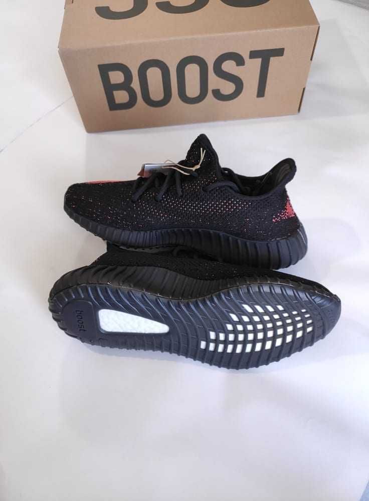 Yeezy Boost 350 V2 Red Stripe SPLY-350 Core Black / Red 42 2/3 BY9612