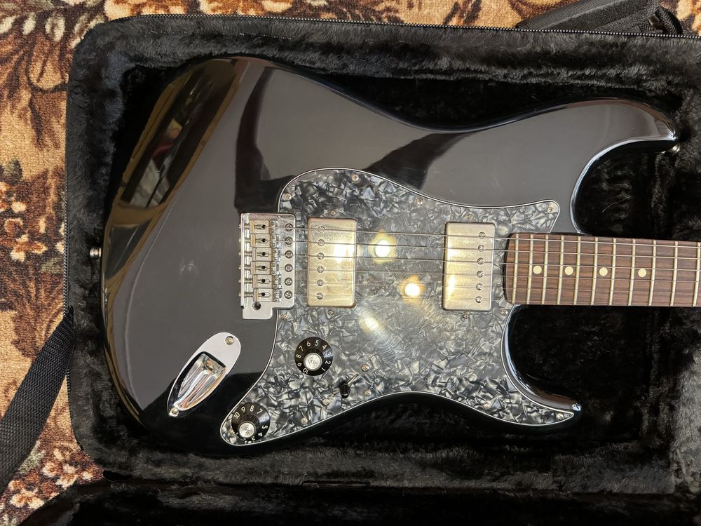 Продам fender stratocaster blacktop hh mexico