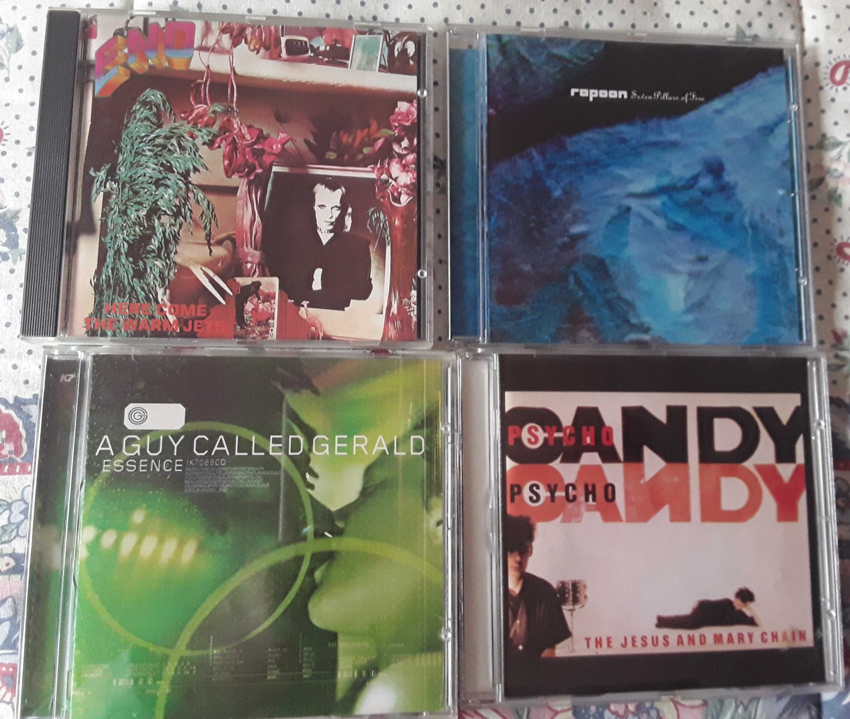 Vendo 7 cd's dos The Cure, New Order, Cocteau Twins...