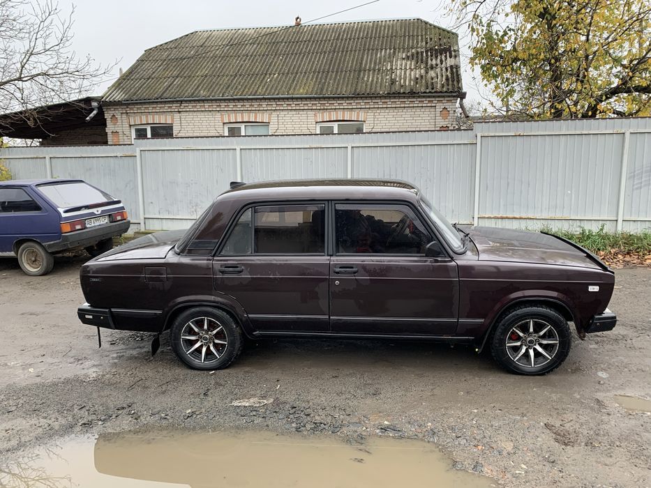 Продам машину ваз 2107