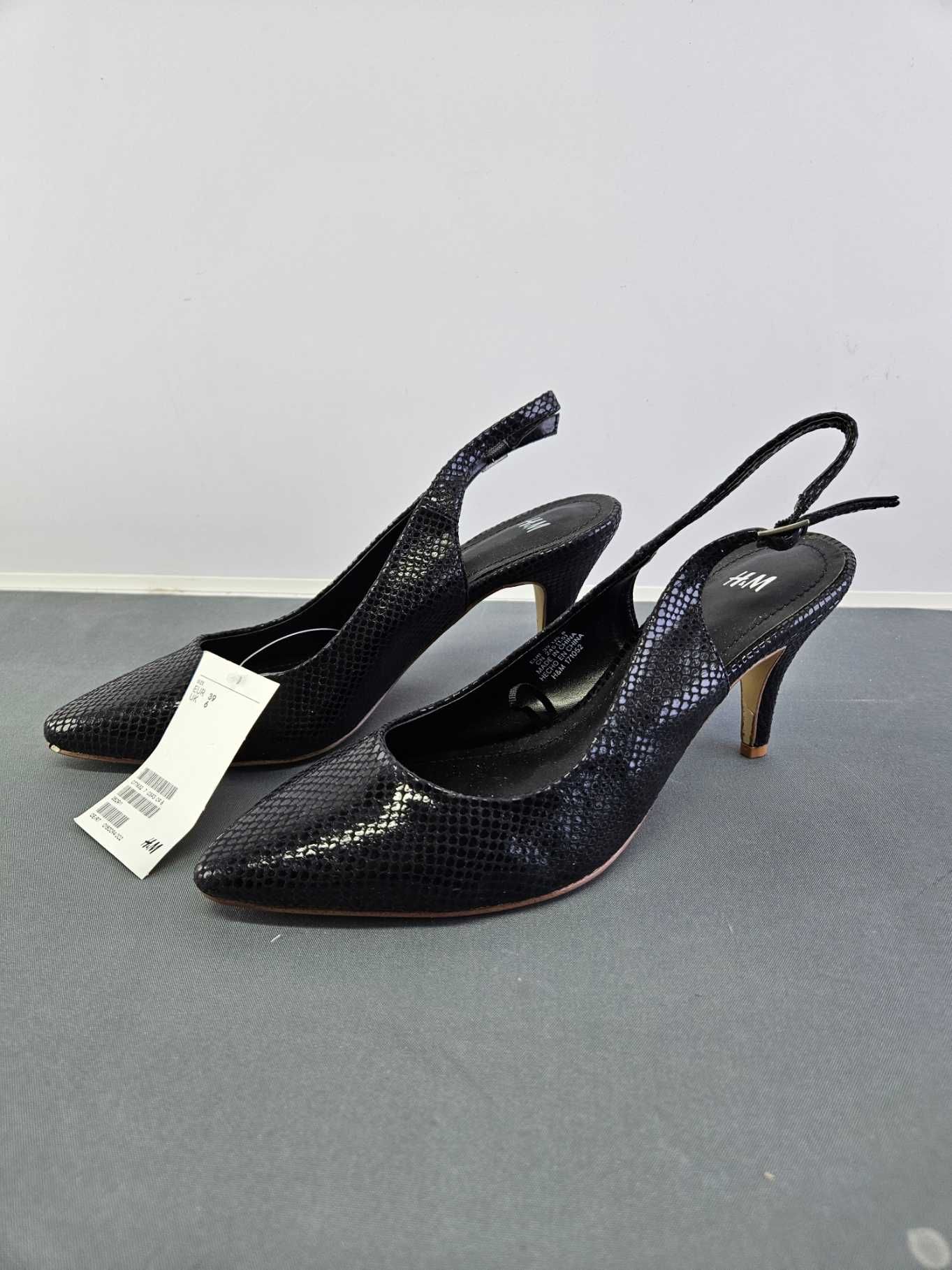 Czarne buty na obcasie z odkrytą piętą H&M rozmiar 39