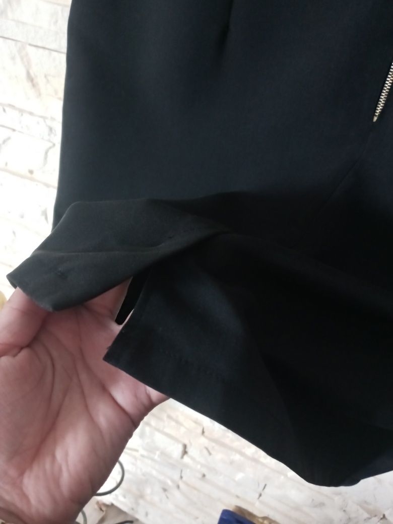 Czarna sukienka r.46