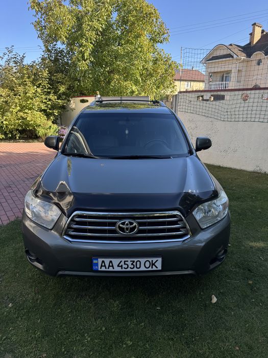 Toyota highlander