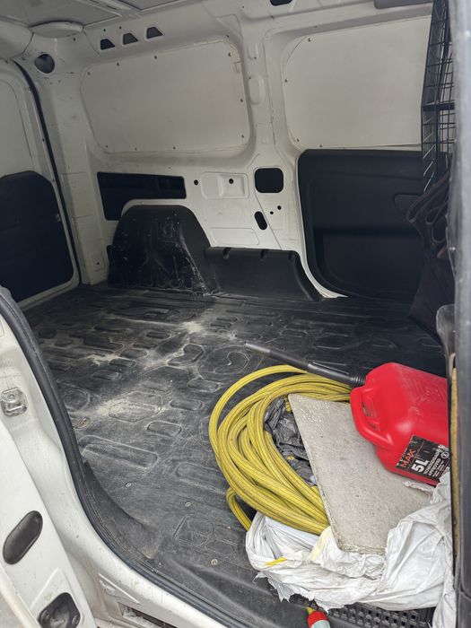 Fiat doblo.    2014