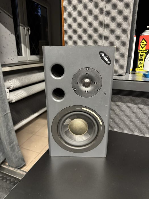 Monitory Studyjne Alesis M1 MKII aktywne , potężne brzmienie
