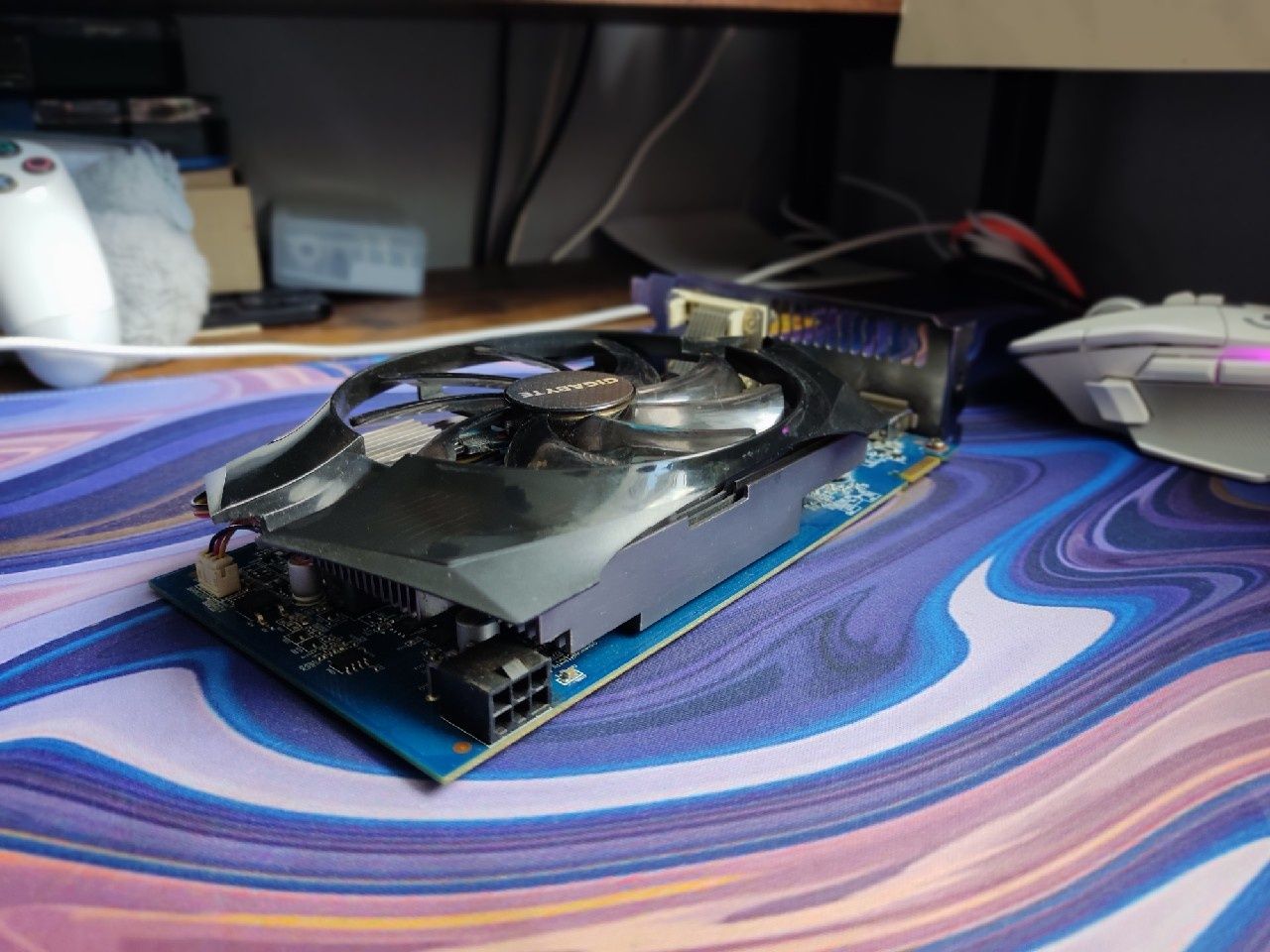 Radeon R7 260X 1GB Gigabyte karta graficzna GPU stan idealny