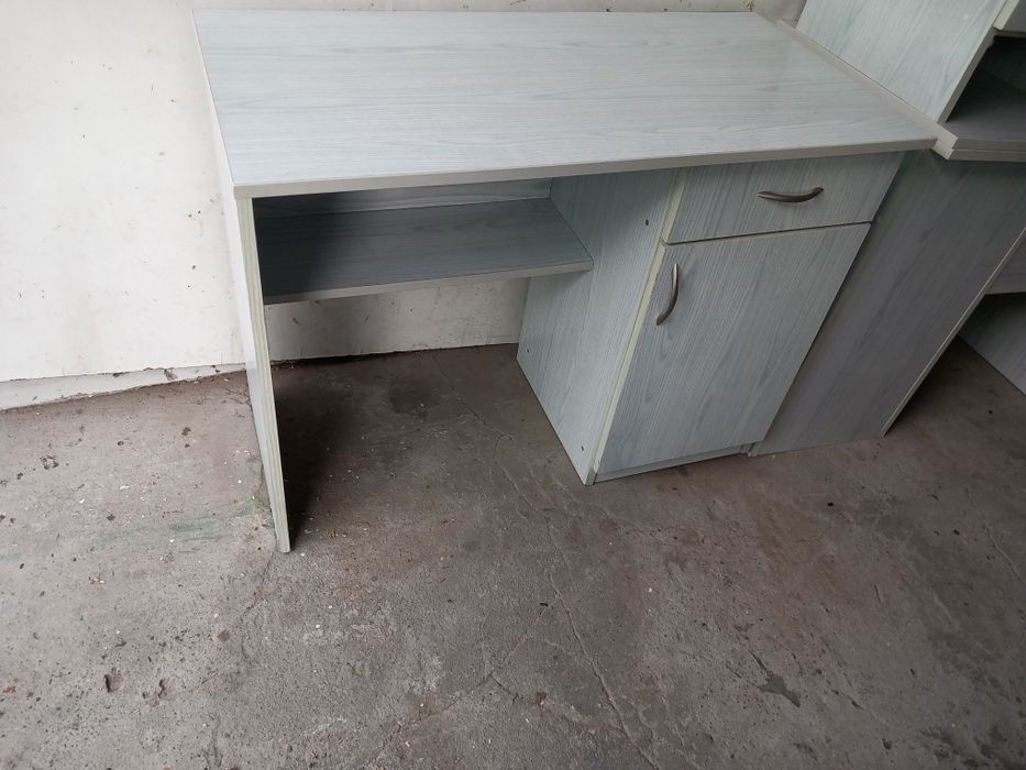 Do sprzedania 4szt biurka