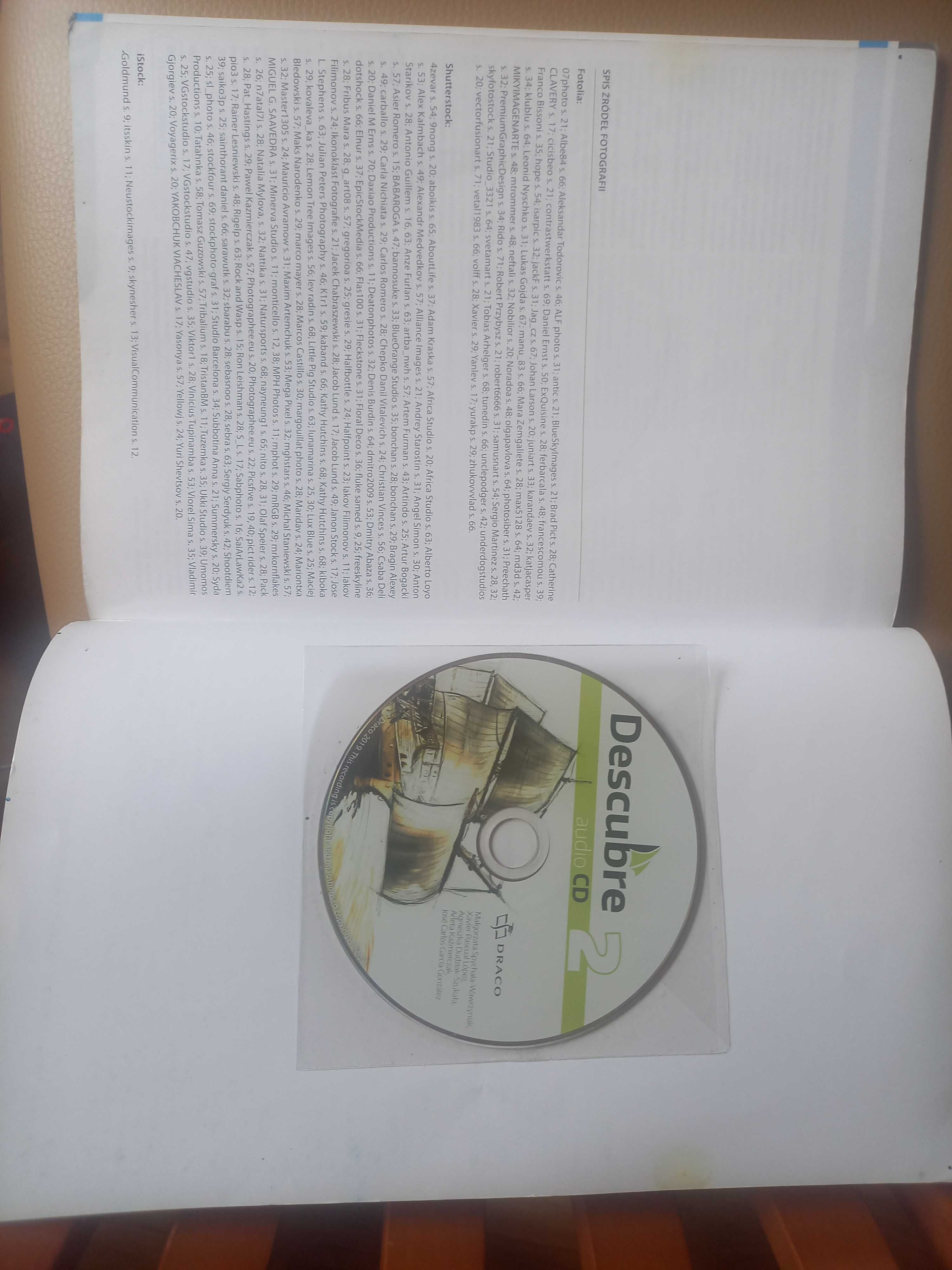 Descubre 2 podręcznik dostawa gratis język hiszpański