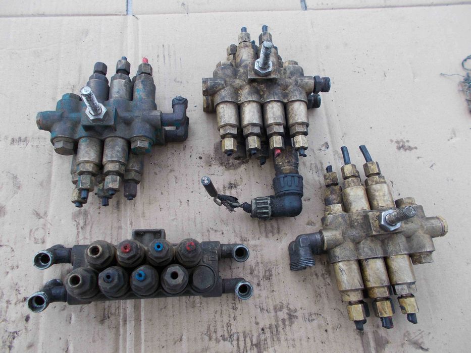 Rozdzielacz centralnego smarowania GROENEVELD dwuliniowy