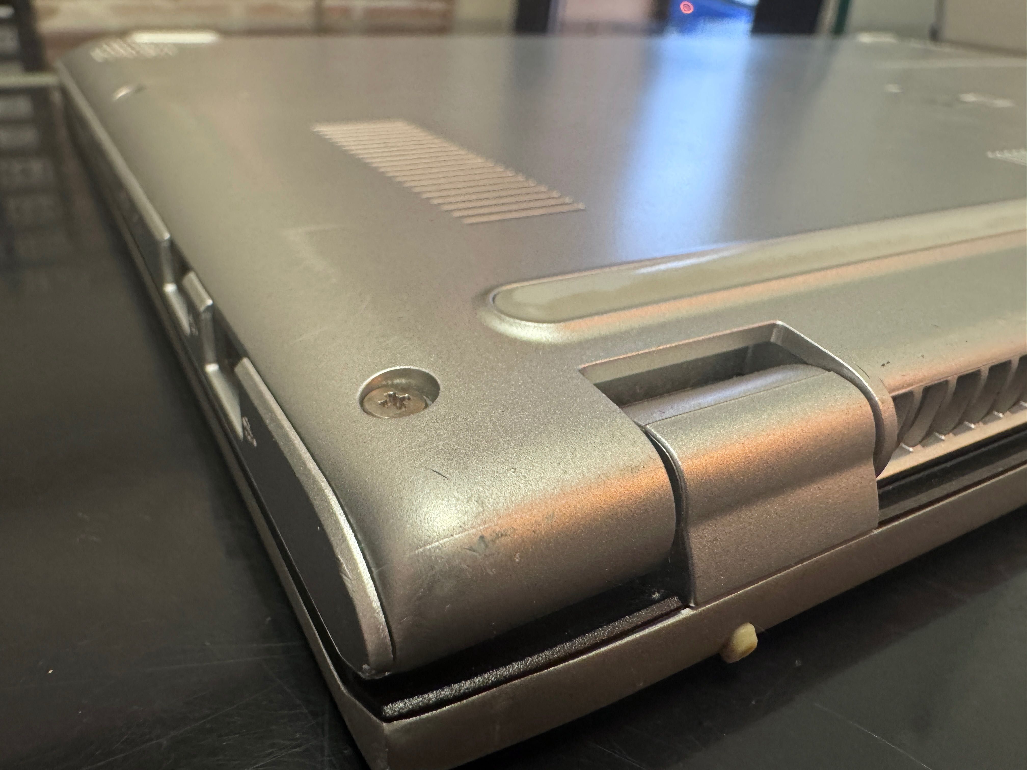 Notebook Asus K512J/i5/16RAM/512/ Kraków Starowiślna