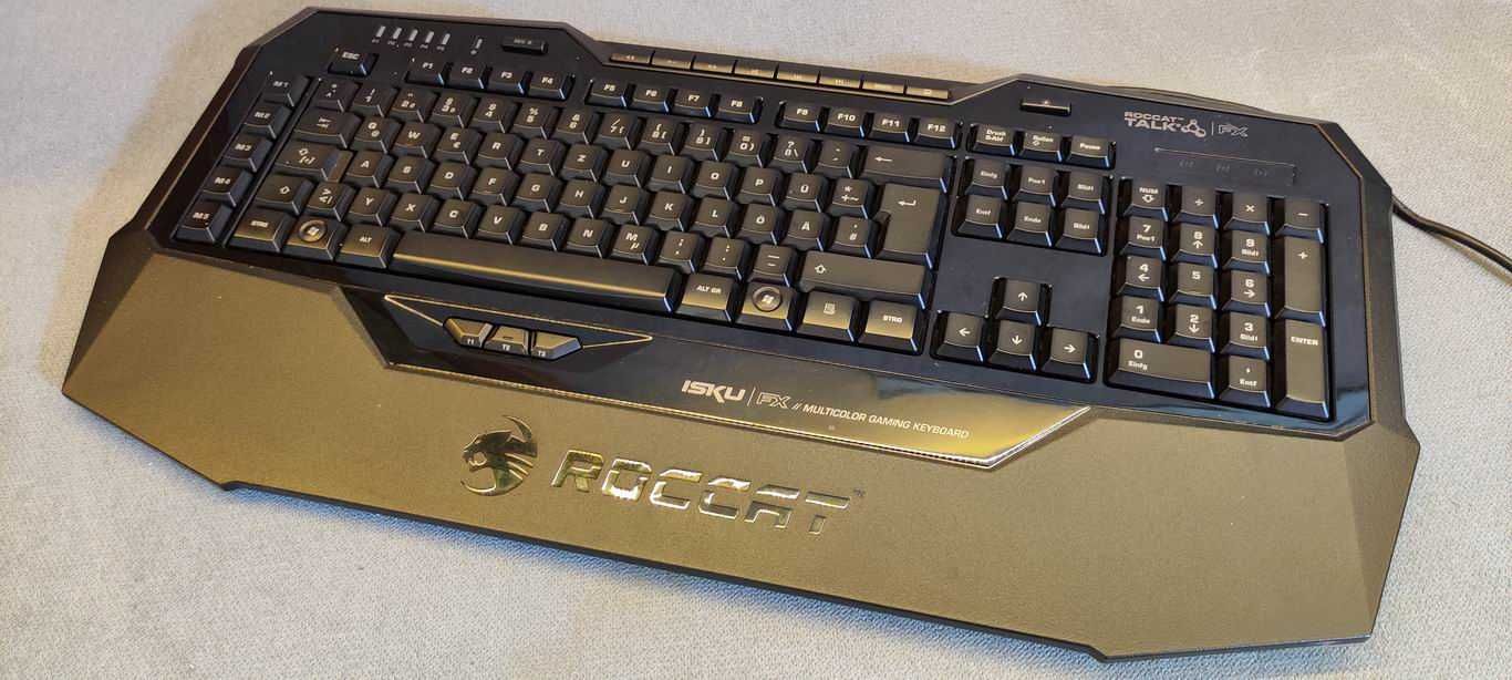 Zadbana klawiatura gamingowa ROCCAT ISKU FX MULTICOLOR - 100% sprawna