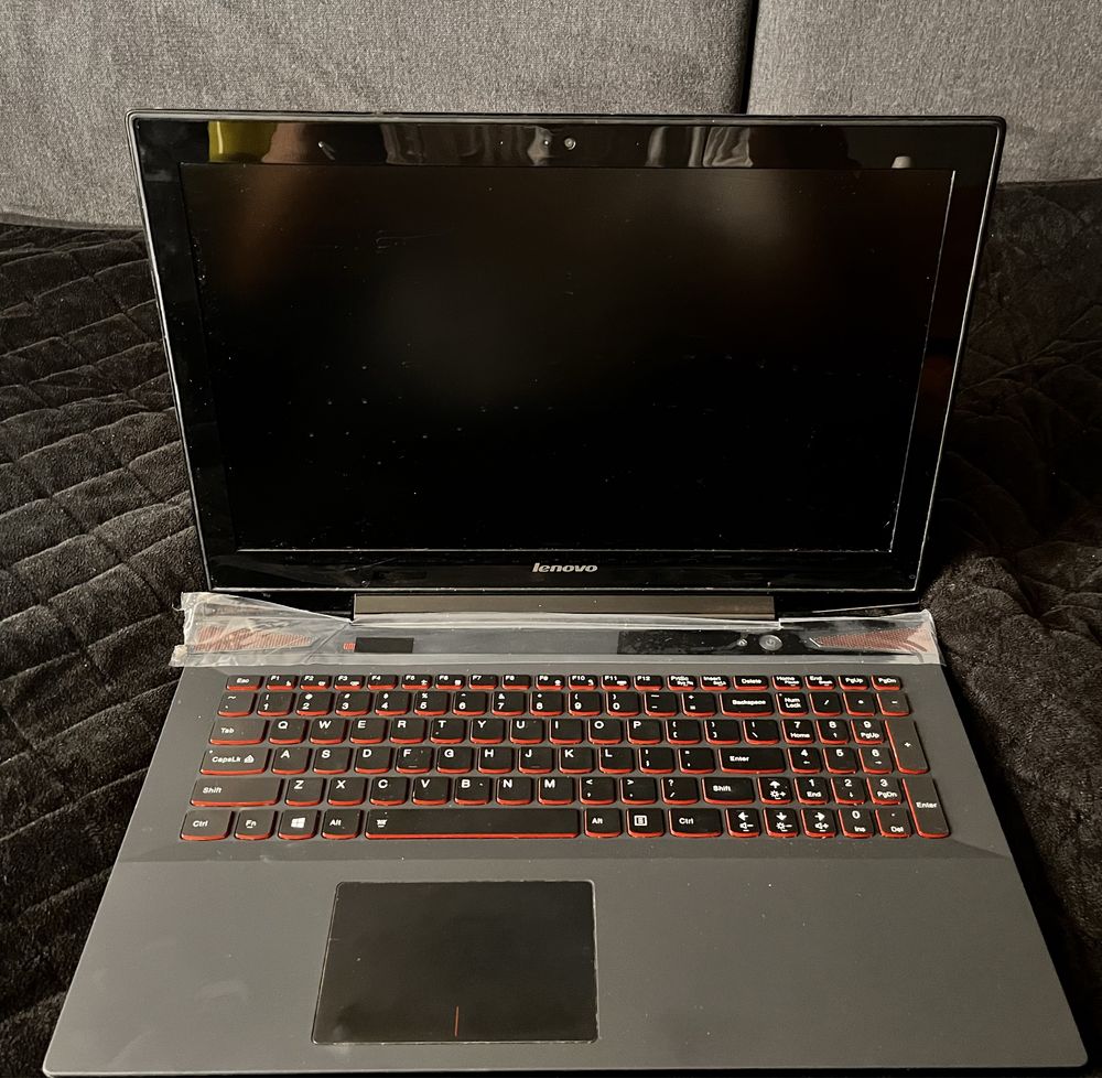 Laptop Gamingowy Lenovo Y50-70