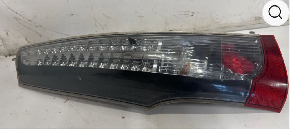Farolim trás esquerdo Mítsubishi Grandis