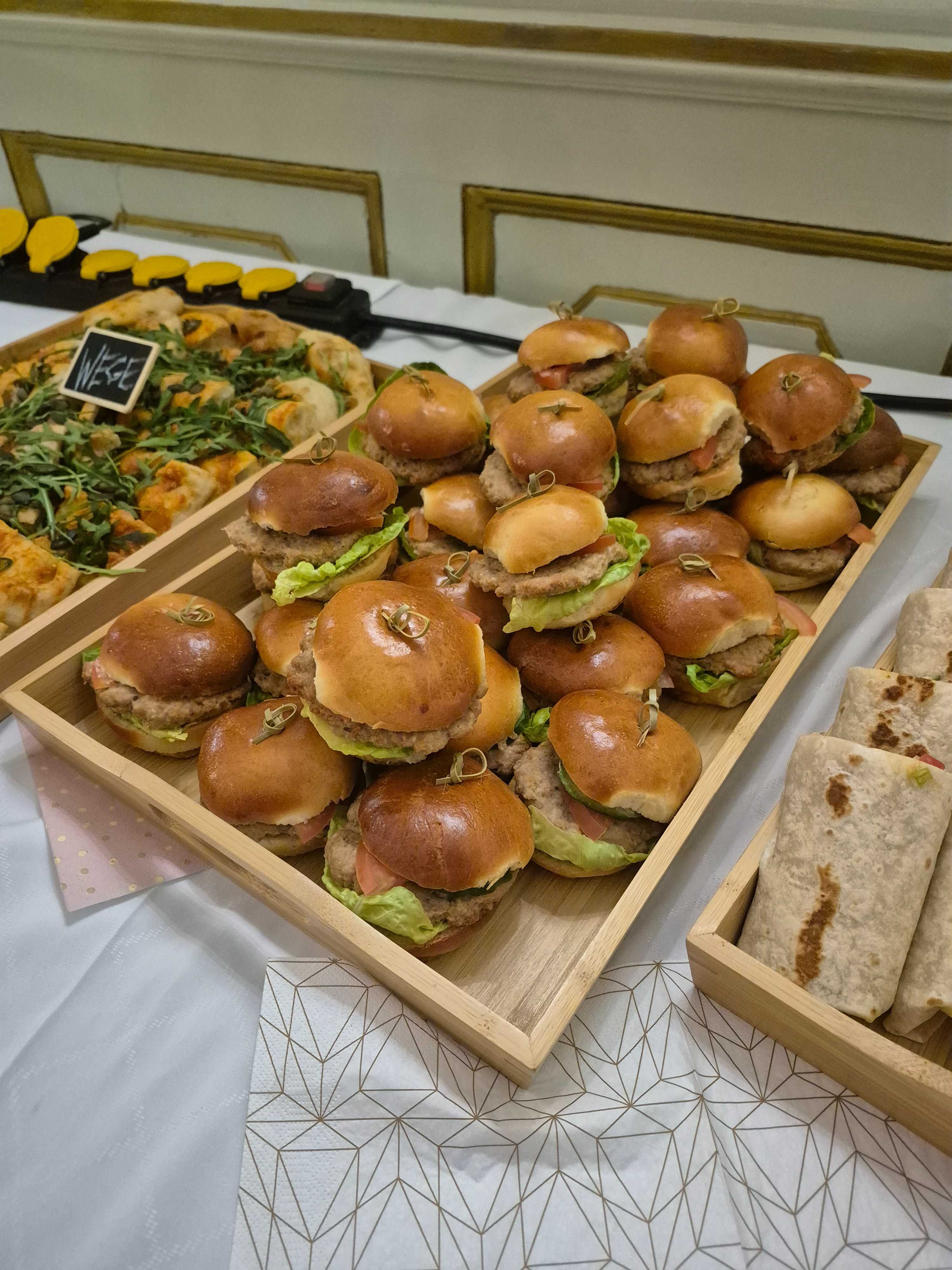 Catering Komunie św. Wesela Urodziny Rocznice  Kucharz do wynajęcia