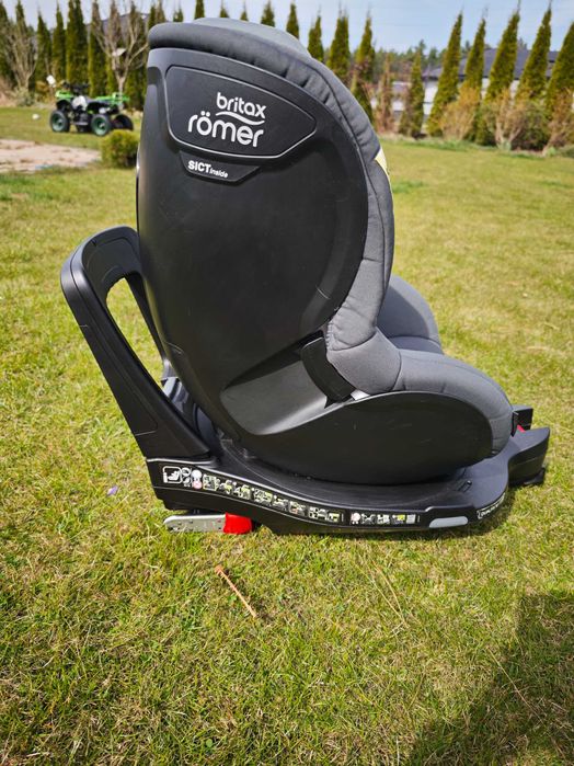 Fotelik samochodowy Britax Romer DUALFIX M i-Size 0-20kg z bazą.