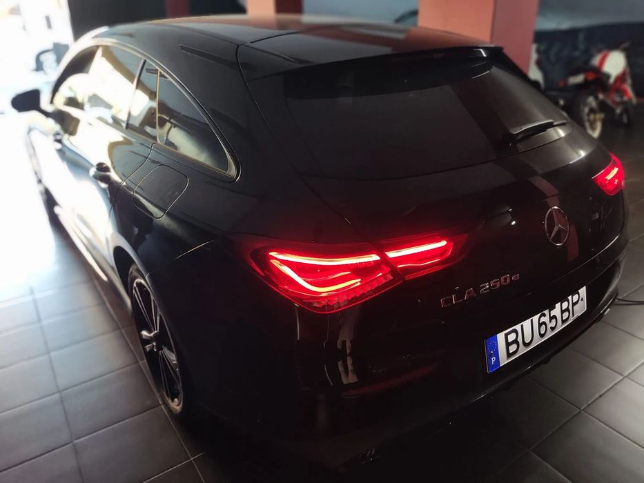 Mercedes-Benz CLA 250 e Shooting Brake AMG Line