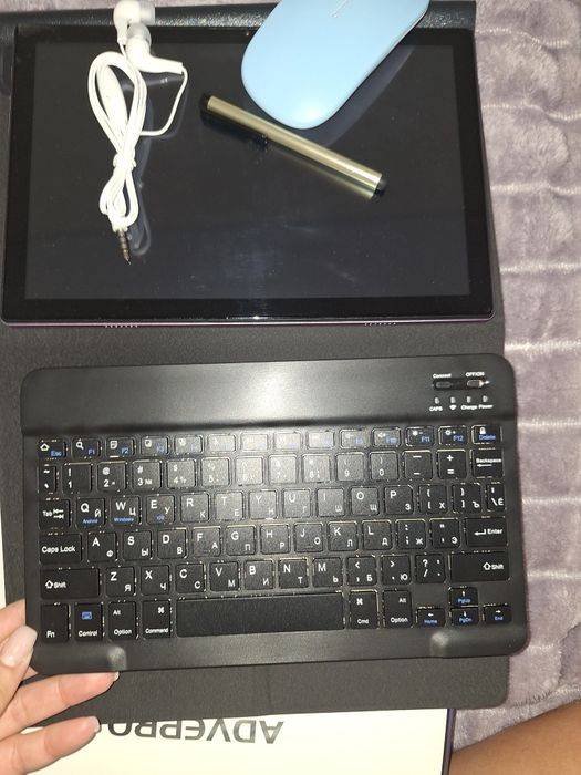 Планшет ADVEPRO P60 12/512 ГБ фіолетовий з клавіатурою