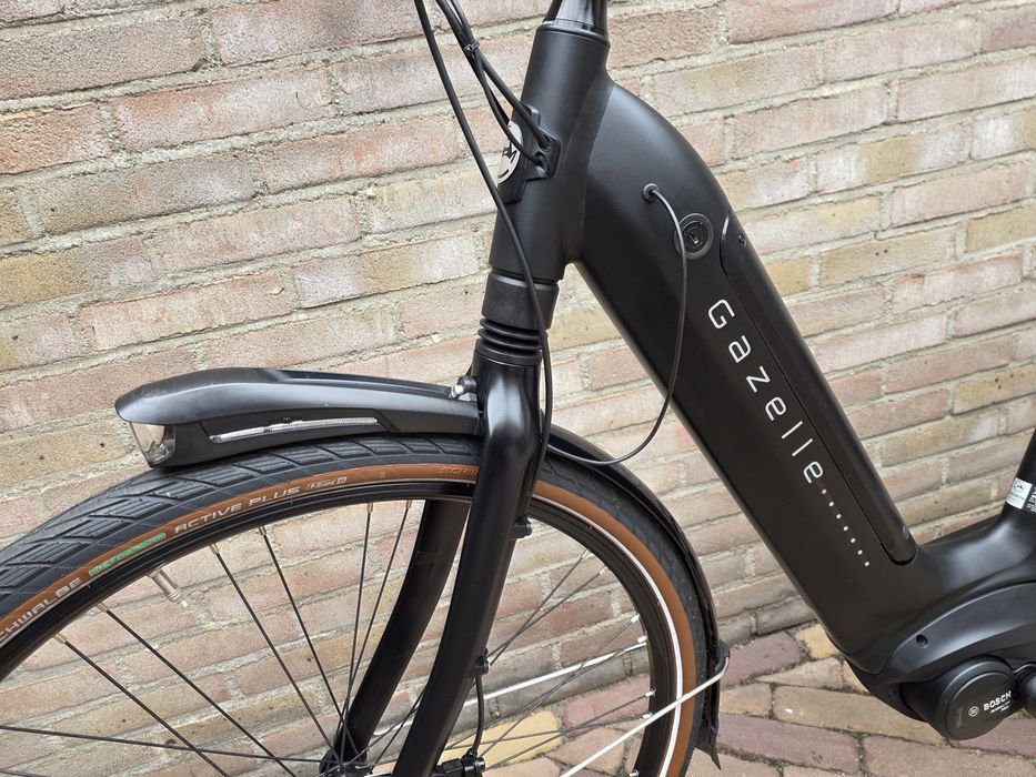 Rower Elektryczny Gazelle Grenoble C8 Smart Bosch 49,53,61