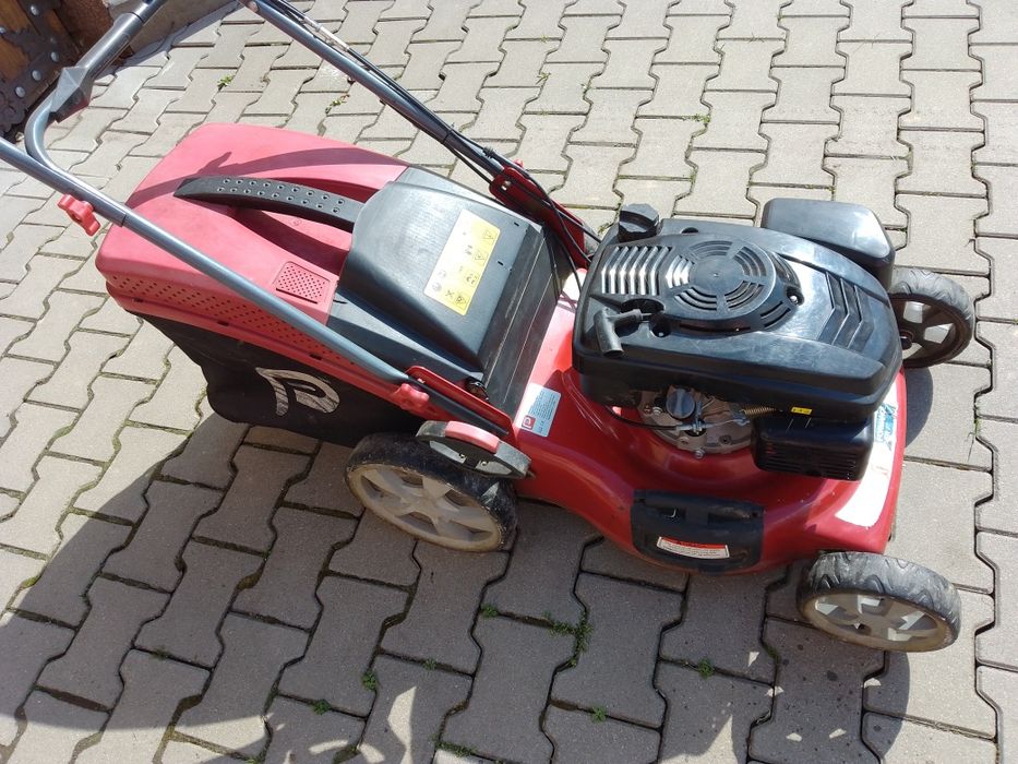 Kosiska spalinowa z koszem