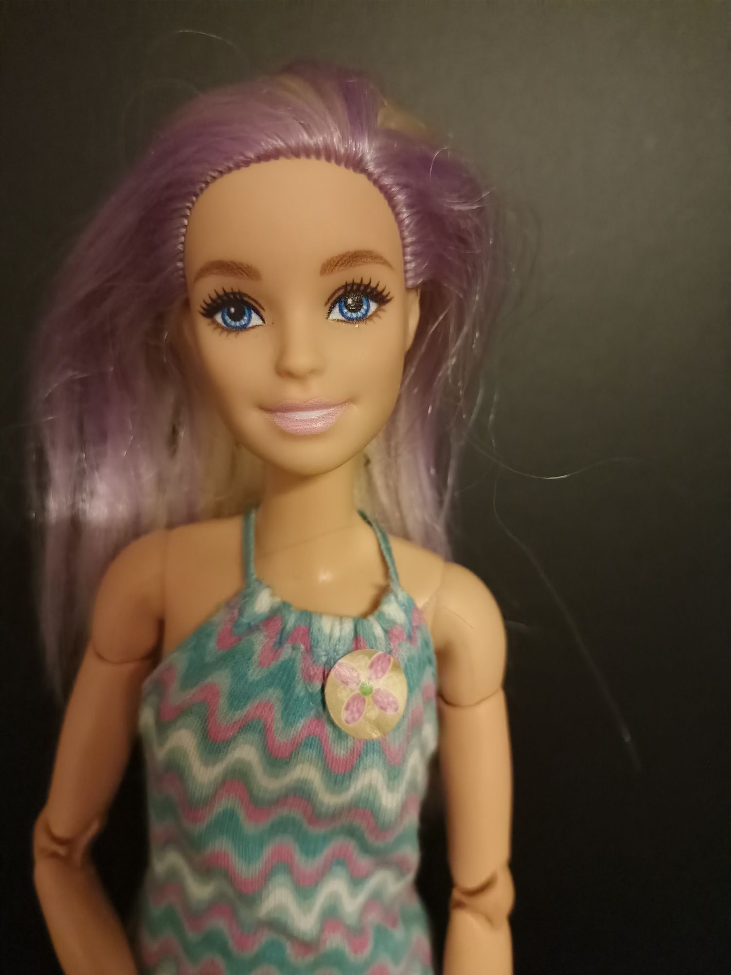 Barbie hybryda made to move