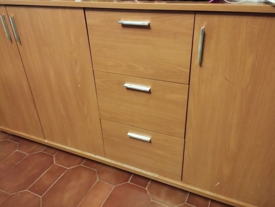 Aparador em cerejeira