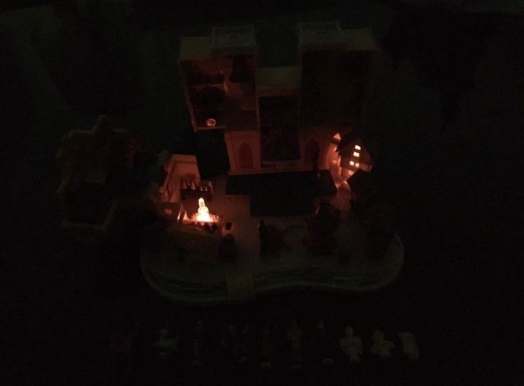 Polly Pocket / bluebird Notre Dame COMPLETO (vintage / antigo) Disney