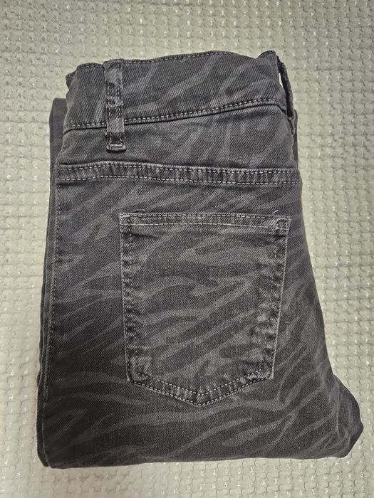 Calças de ganga / jeans