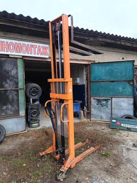 Штабелер погрузчик гідравлічний