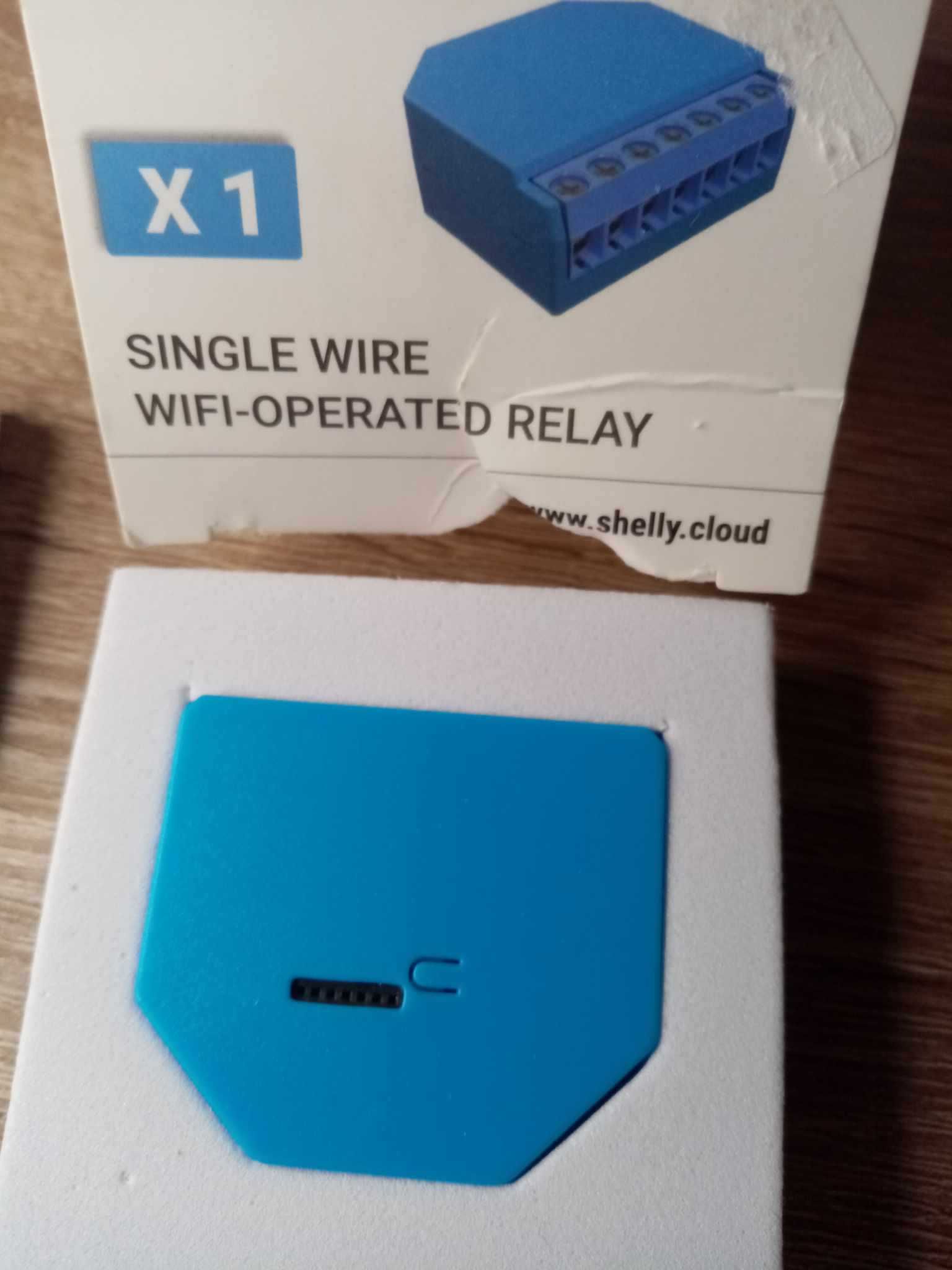 Shelly 1L - Jednoprzewodowy przekaźnik sterowany WiFi