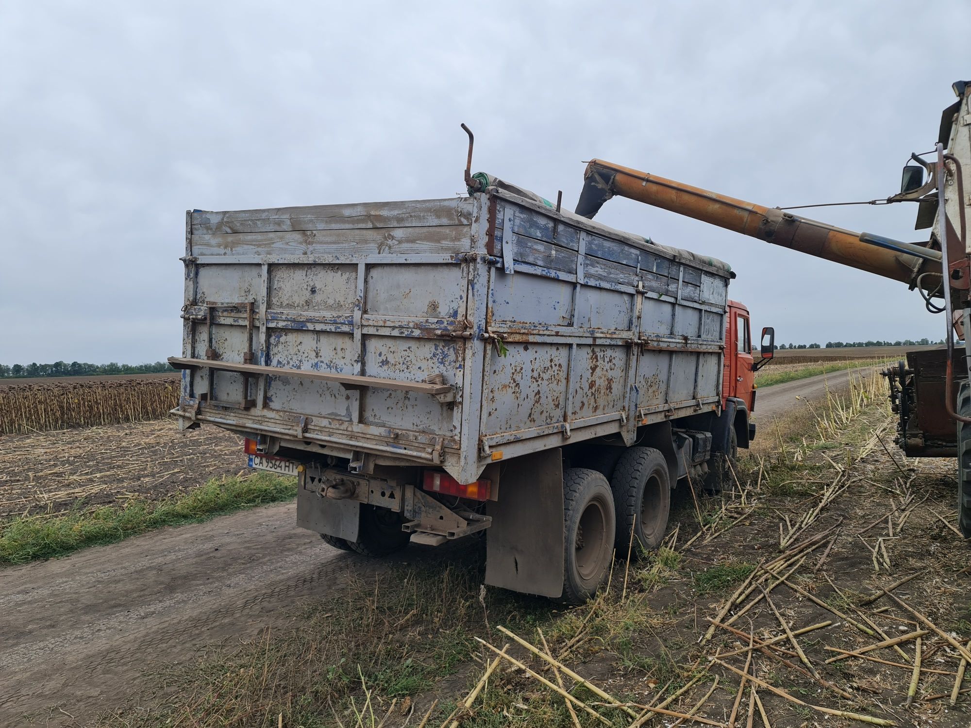 Продам камаз з прицепом