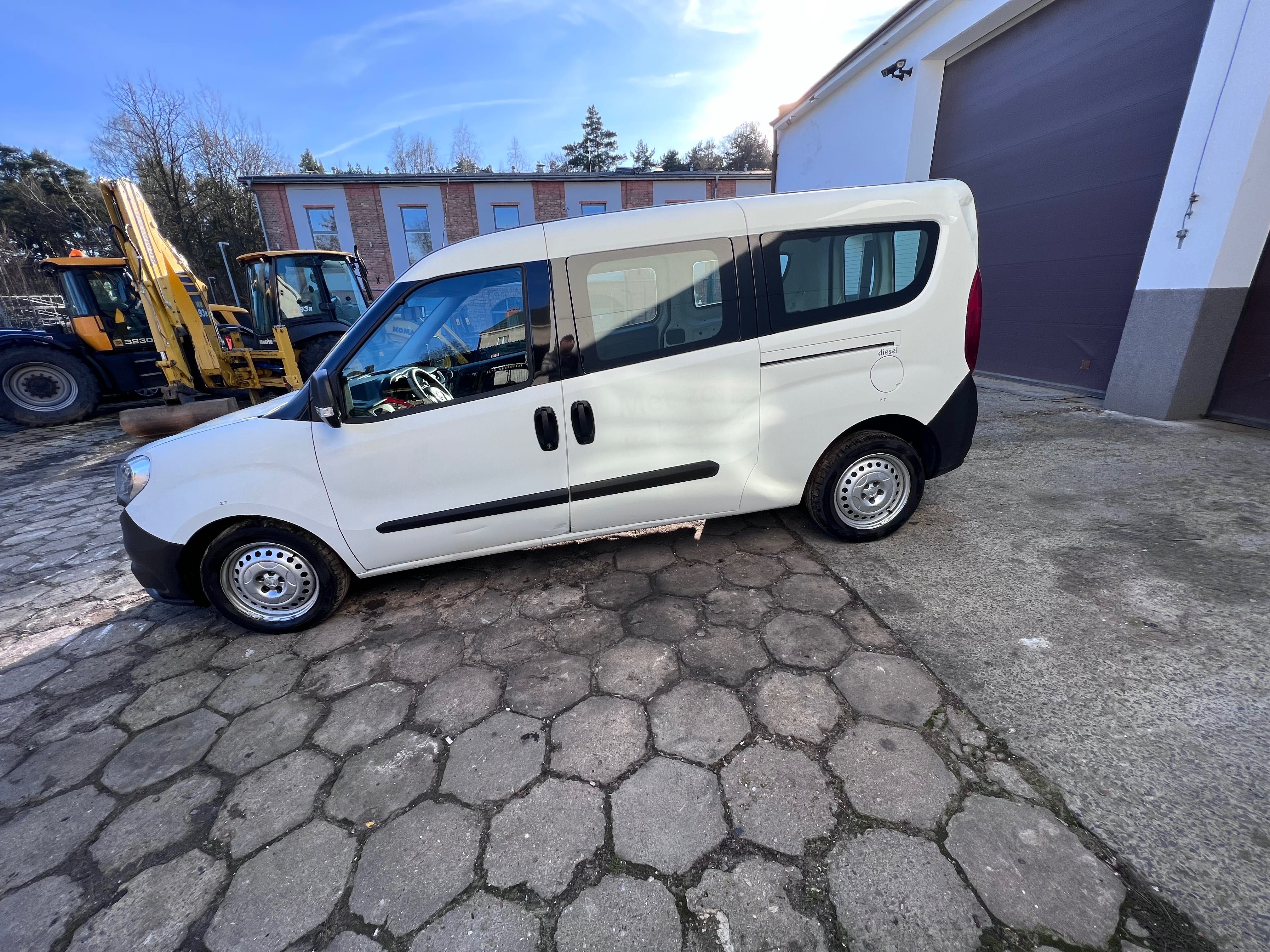 Fiat Doblo 2017r 35000 netto