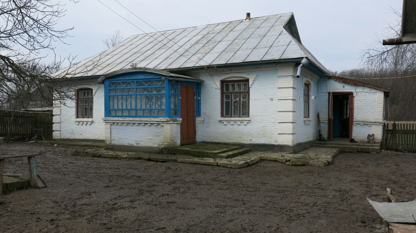 Продам Хату в селі Байраківка
