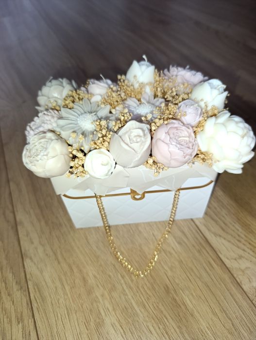 Flower box ze świec sojowych+topper