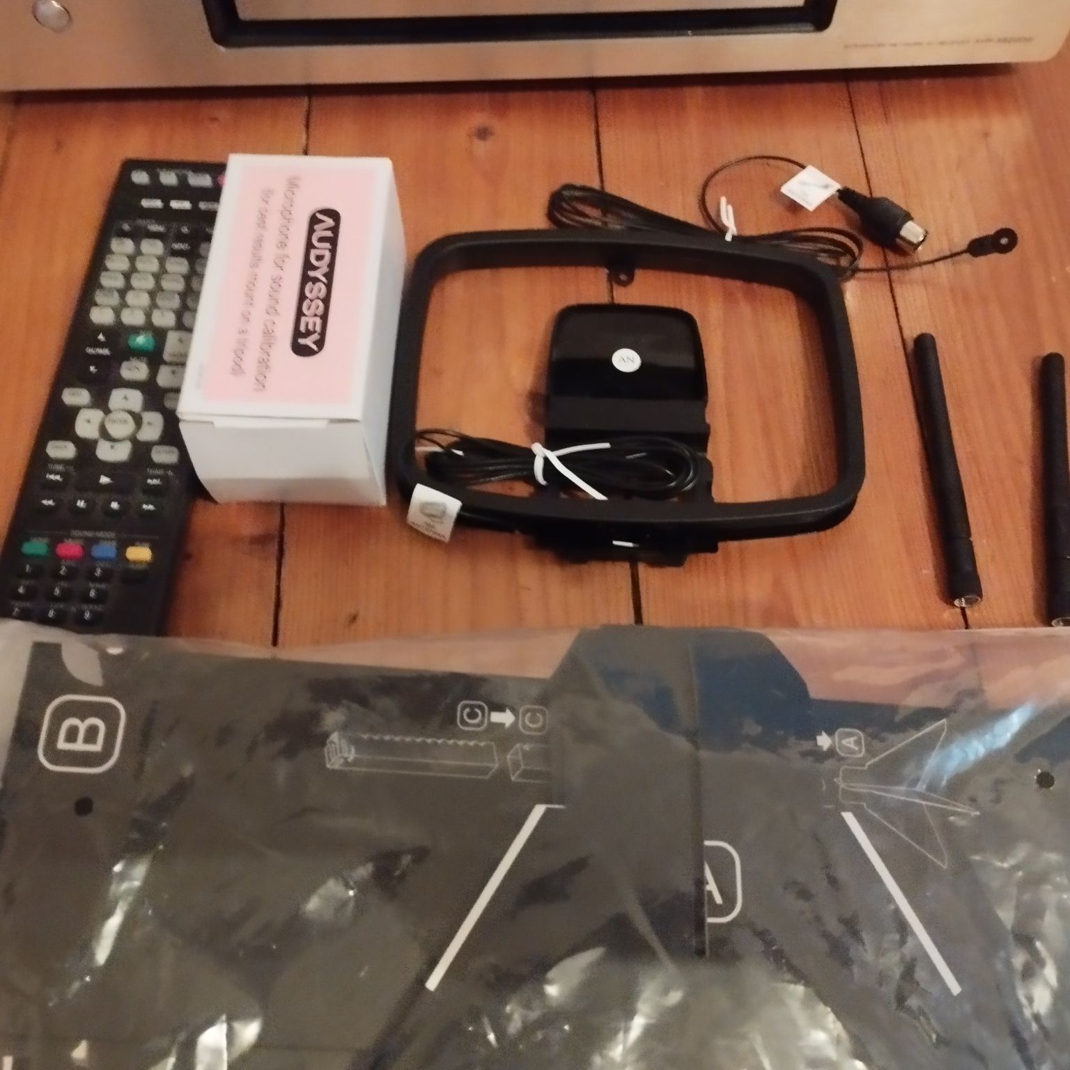 Amplituner DENON AVR X6200W, Auro 3D Update, stan idealny