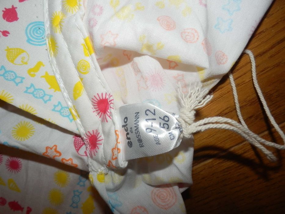 Chusta z daszkiem Endo.