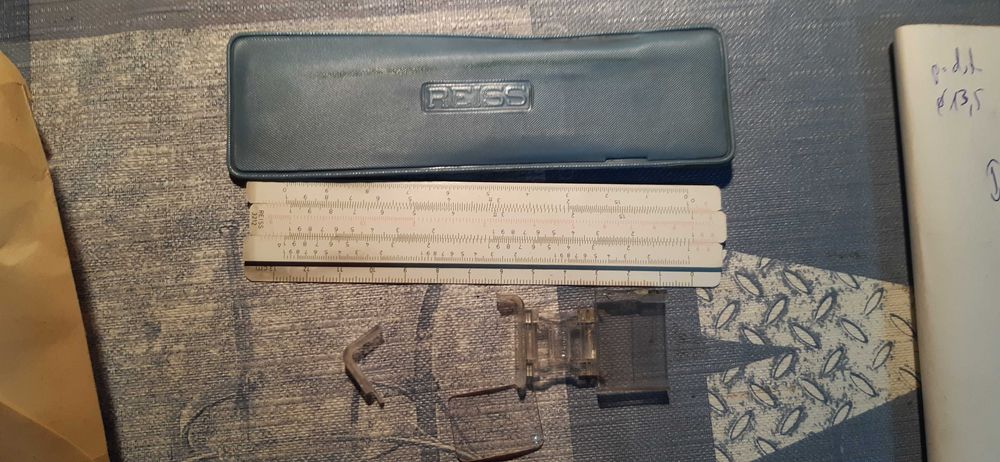 kolekcjonerski mały suwak logarytmiczny precyzyjny  prl