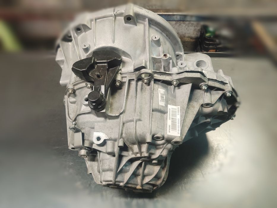 Zregenerowana skrzynia biegów PF6082 PF6 082 Renault Trafic Vivaro 

O