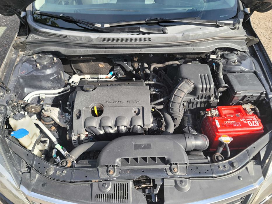 Kia Ceed 2009, 1.4 MT (90 к.с.)