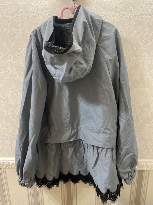 Детская ветровка размер 12-14 лет,можно на xs