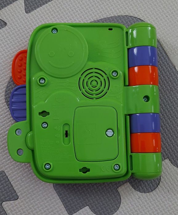 Vtech, grająca, interaktywna książeczka, rymowanki