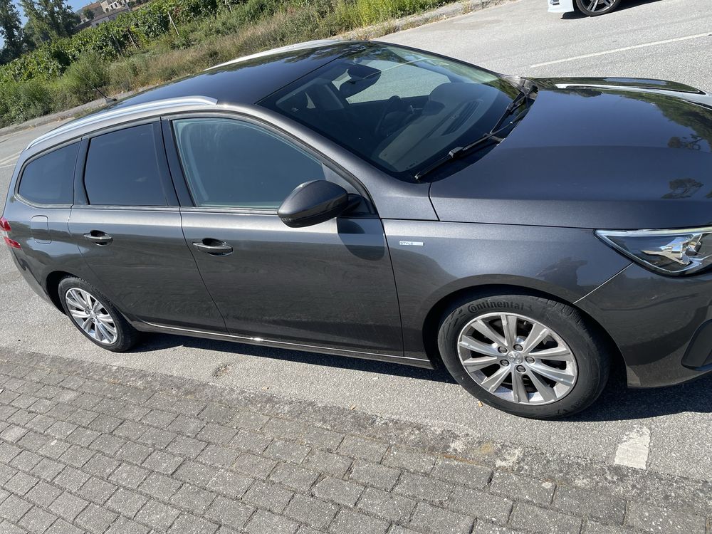 Peugeot 308 1.5HDI apenas 98000km