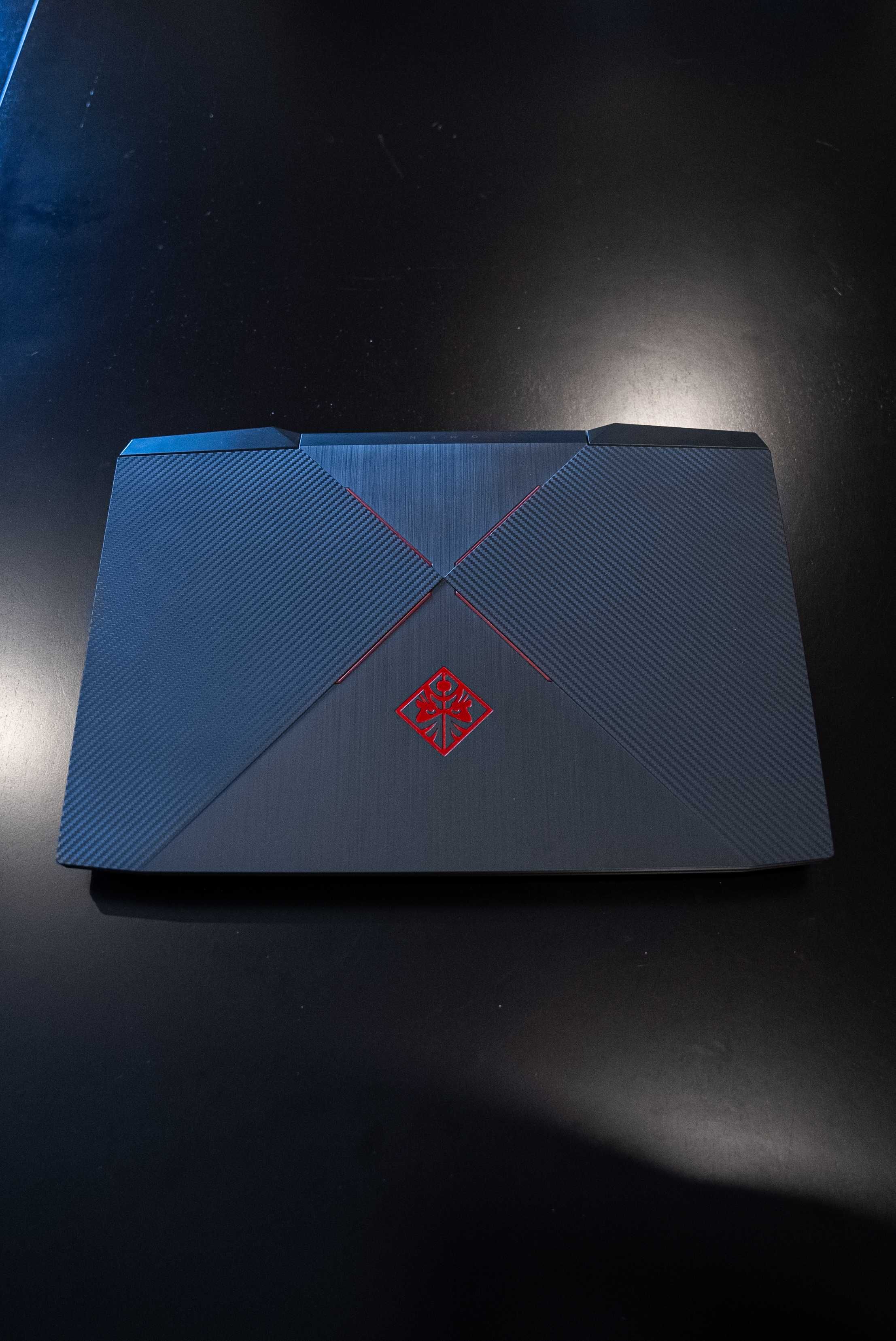 Portátil HP Omen 17.3” Como Novo (1TB SSD - GTX 1070 - 32GB - Intel i7